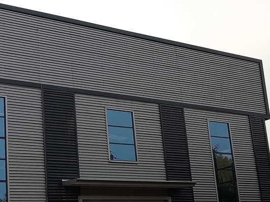 Los edificios fabricados de acero de Q355B pre montaron hogares minúsculos los 75mx35mx7m