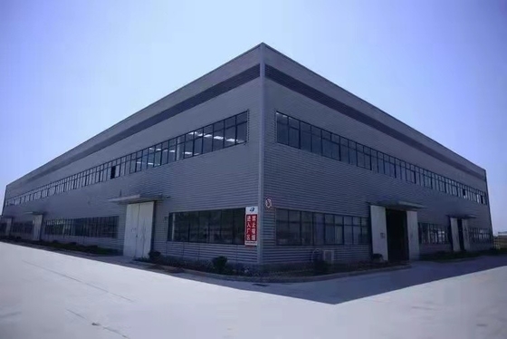 Tienda limpia de Gable Steel Buildings For Auto de la estructura del marco de acero del indicador de la luz del palmo